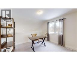 67 JULIE Crescent - 11