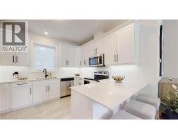 67 JULIE Crescent - 12