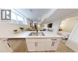 67 JULIE Crescent - 19