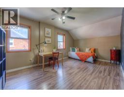 116 CEDAR Street S - 17