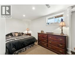 117 POLLOCK Avenue - 32