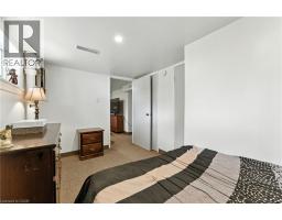 117 POLLOCK Avenue - 33