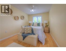 985 ELGIN Street N - 25