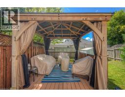 985 ELGIN Street N - 36