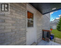 985 ELGIN Street N - 5