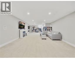 14 ROSS Avenue N - 26