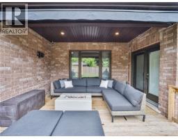 14 ROSS Avenue N - 36