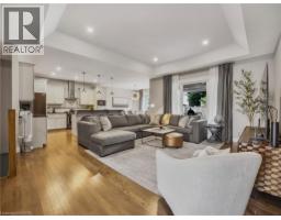 14 ROSS Avenue N - 9