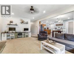 258 ADAMS Avenue - 15