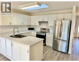 16 LONG POINT Boulevard - 6