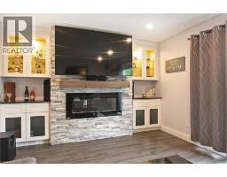 410 PIONEER Drive UnitNo. 6 - 13