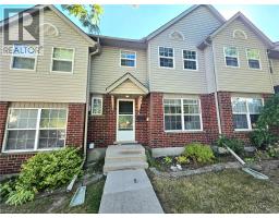 26 POPLAR Drive UnitNo. 5 - 1