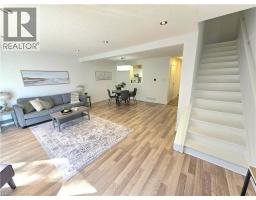 26 POPLAR Drive UnitNo. 5 - 10