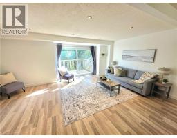 26 POPLAR Drive UnitNo. 5 - 8
