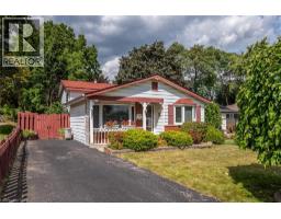 153 PINEDALE Drive - 1