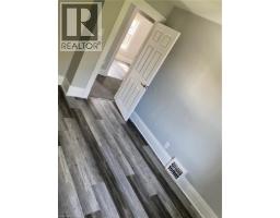 246 MADISON Avenue S - 7