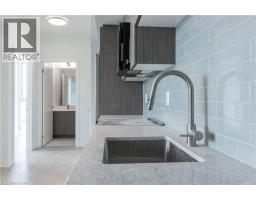 25 WELLINGTON Street S UnitNo. 1506 - 17