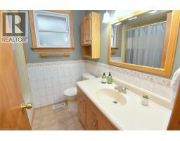 237 MAC CRAE Drive - 24