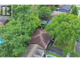 237 MAC CRAE Drive - 39