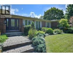 3 MEADOWBROOK Court - 3