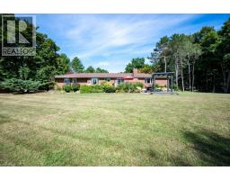 3 MEADOWBROOK Court - 40