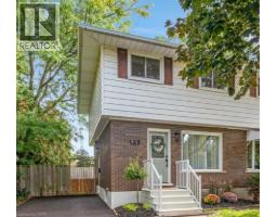 169 HUNGERFORD Road - 1
