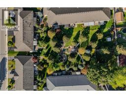 43 SOUTH Drive - 40