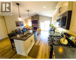 822 MAIN Street - 10