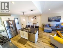 822 MAIN Street - 3