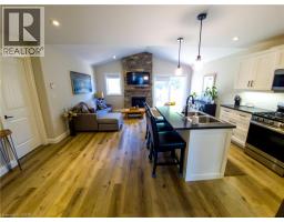 822 MAIN Street - 4