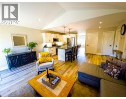 822 MAIN Street - 6