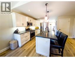 822 MAIN Street - 7