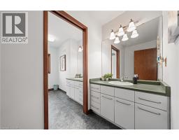 325 WYECROFT Boulevard - 33