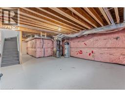 91 ARNOLD MARSHALL Boulevard - 33