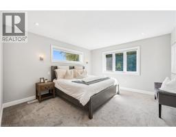 884 ROBERT FERRIE Drive - 19