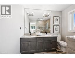 884 ROBERT FERRIE Drive - 22
