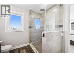 884 ROBERT FERRIE Drive - 23