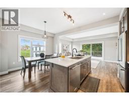 884 ROBERT FERRIE Drive - 7