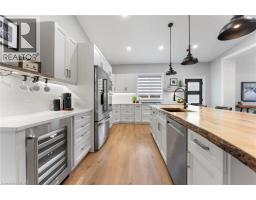 1283 SWAN Street - 15