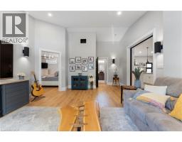 1283 SWAN Street - 24