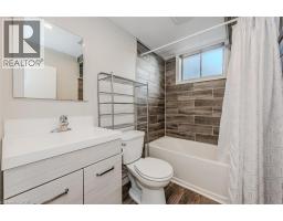 79 LORRAINE Drive - 25