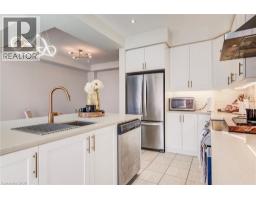 4 STONEHILL AVE - 10