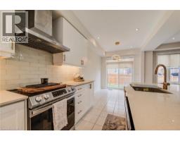4 STONEHILL AVE - 11