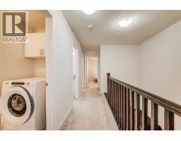 4 STONEHILL AVE - 15