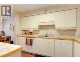 523 BEECHWOOD Drive UnitNo. 12 - 11