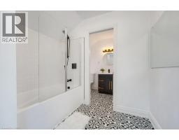 66 BRANT Road S - 30