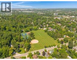 66 BRANT Road S - 44