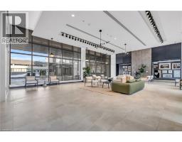 15 GLEBE Street UnitNo. 1211 - 22
