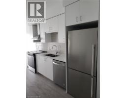 15 GLEBE Street UnitNo. 1211 - 5