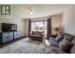 390 ARMSTRONG Street W - 18